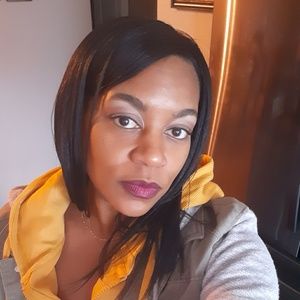 Meet your Posher, Karena